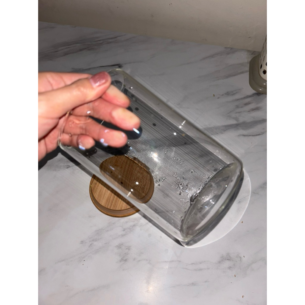 

NETT! inc Dus + Bubble wrap (d 10cm, tinggi 15cm) - (2pcs) Toples Kaca Kedap Udara Tutup Kayu Bulat Toples Makanan Ringan Anti Karat snack termurah food storage home kitchen dapur packaging glass jar aesthetic