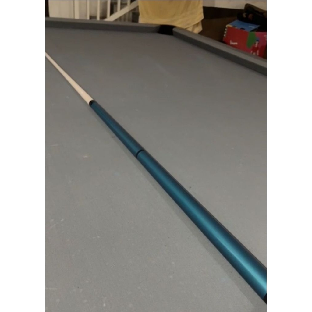 Cuetec Avid Chroma Biru