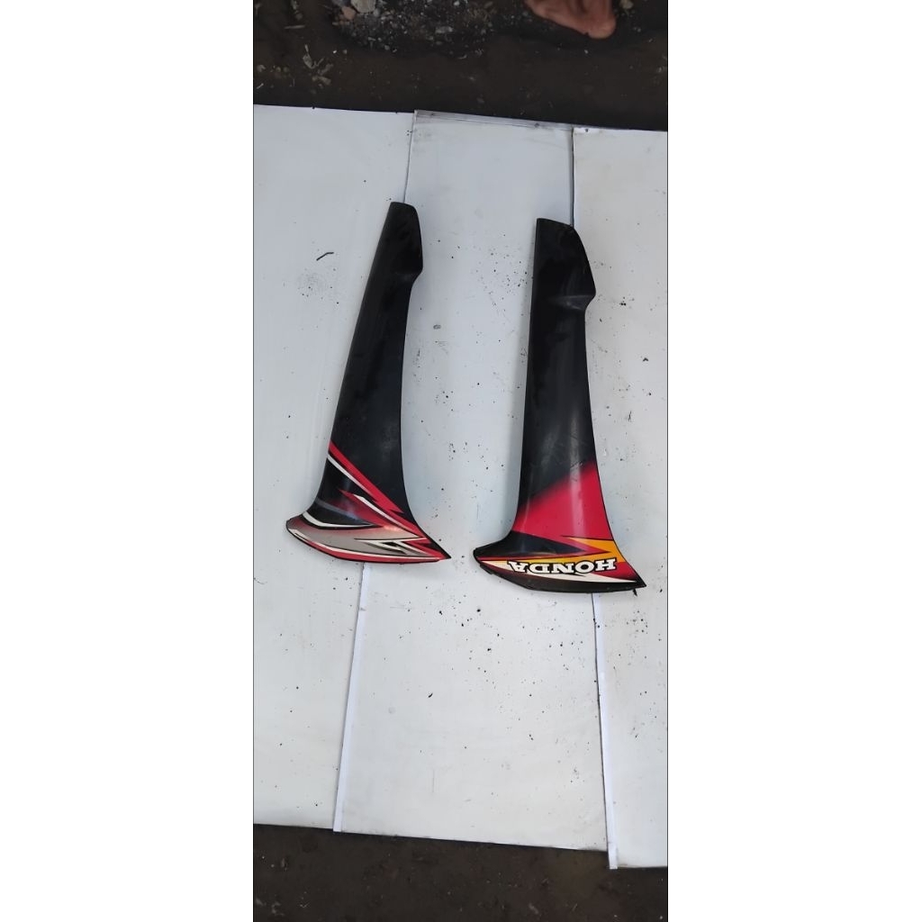 Sayap Luar Supra Fit New Fit s Fit X bekas