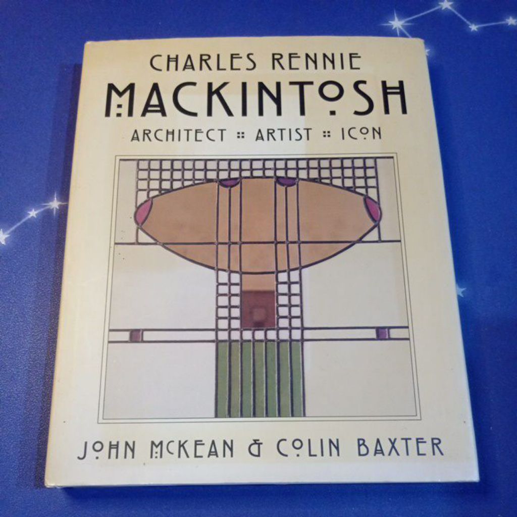 X21. MACKINTOSH BOOK