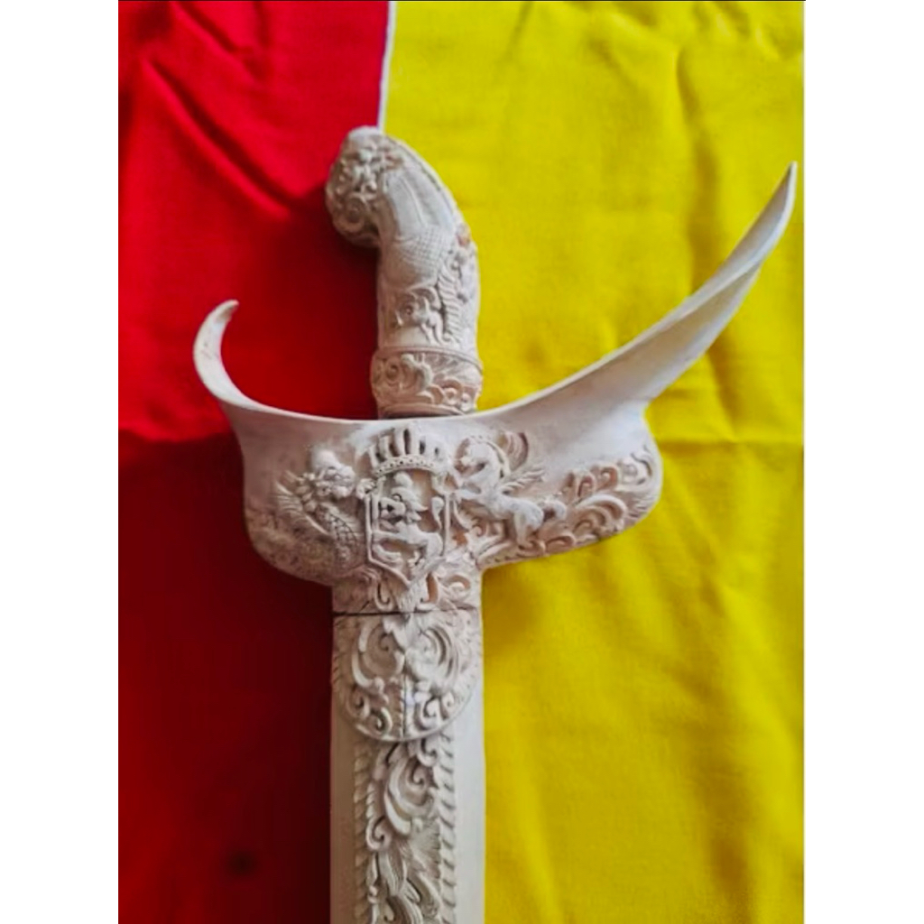 warangka keris | kayu sejenis kemuning | deder keris | handle keris | gagang keris | hulu keris | kr