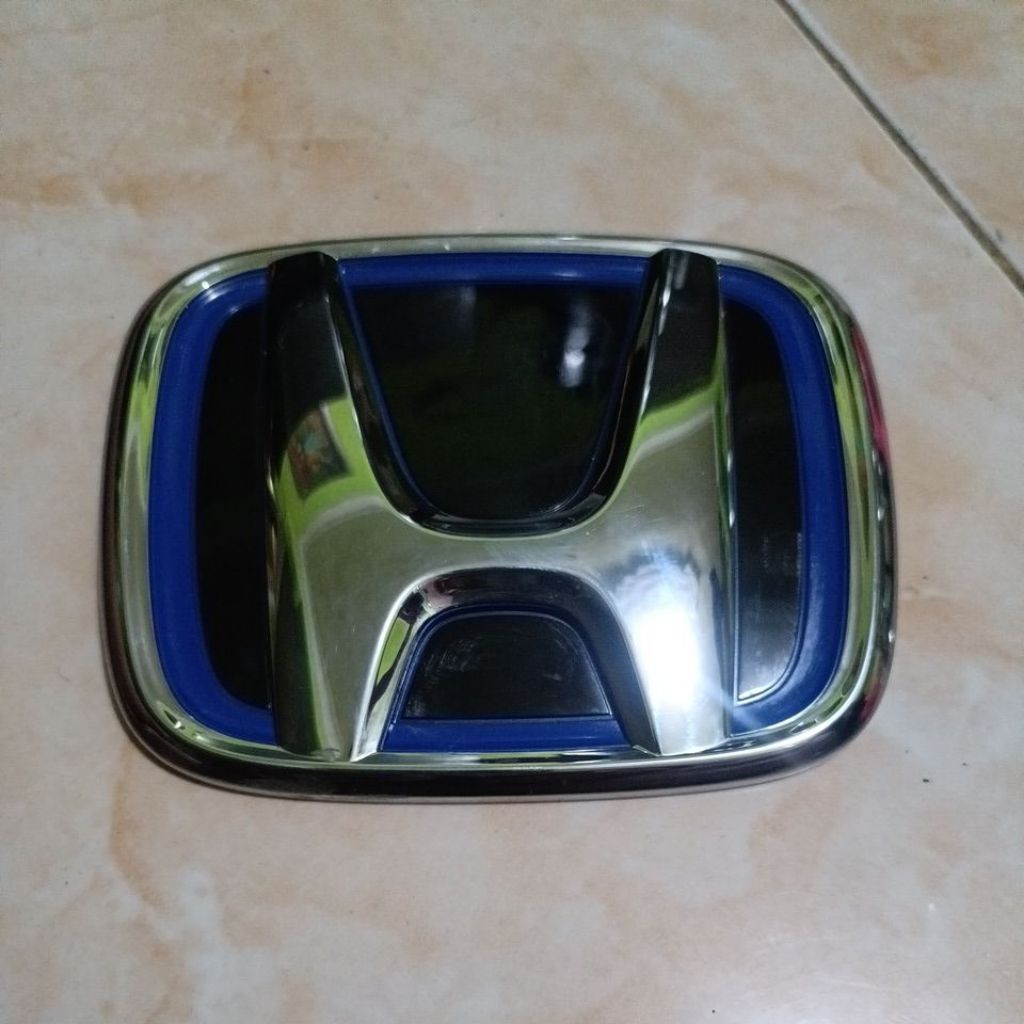 logo grill biru original Honda freed,dan hrv 2015-2018