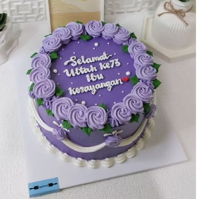 

Kue Ulang Tahun Bunga / Buttercream Flower Cake