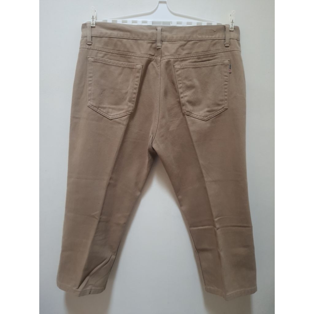 Jeans Edwin Preloved untuk Wanita/Pria (Kondisi bagian celana bawah sudah dipotong atau dipendekan c