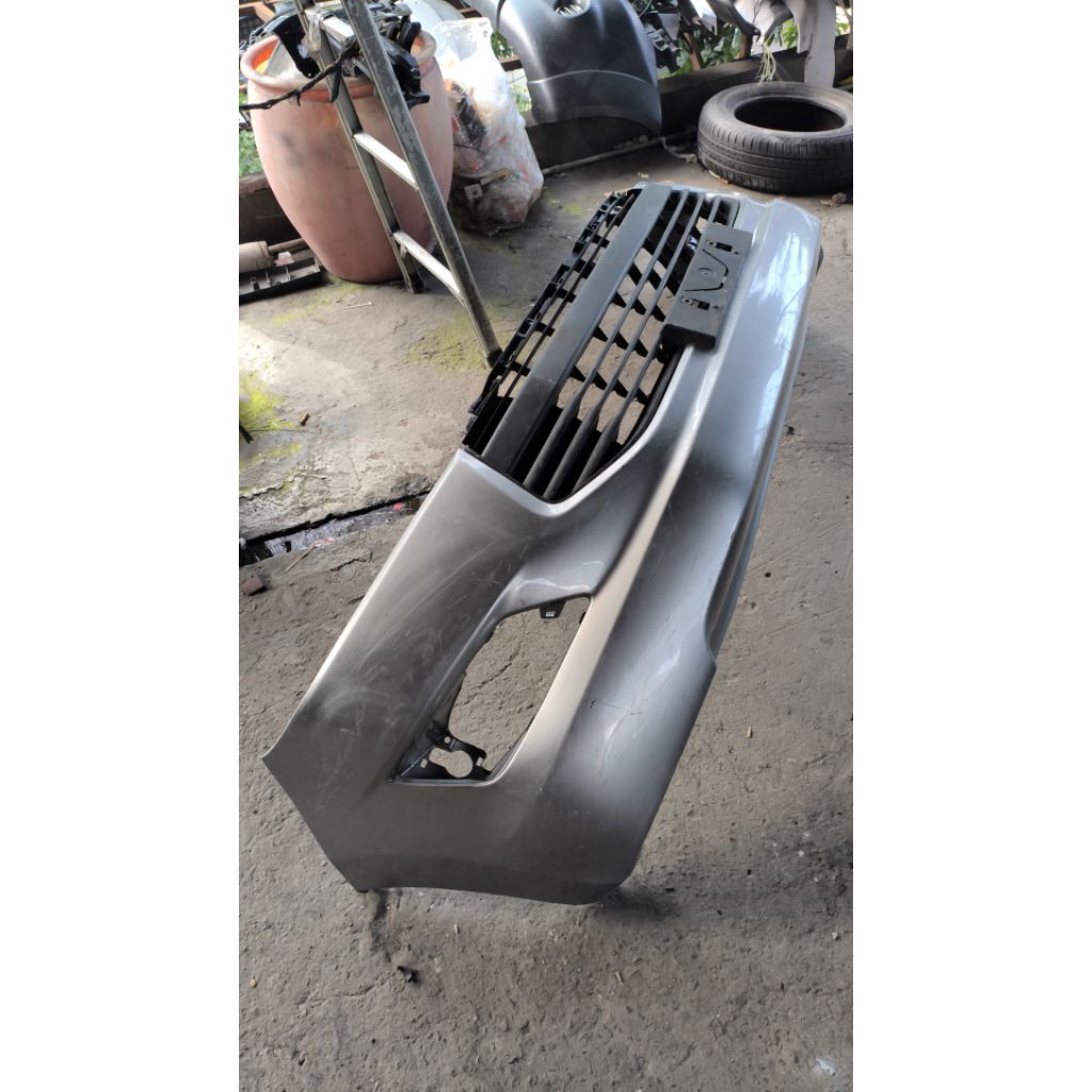 bumper bemper depan Toyota Innova reborn 2016 2017 2018 2019 original