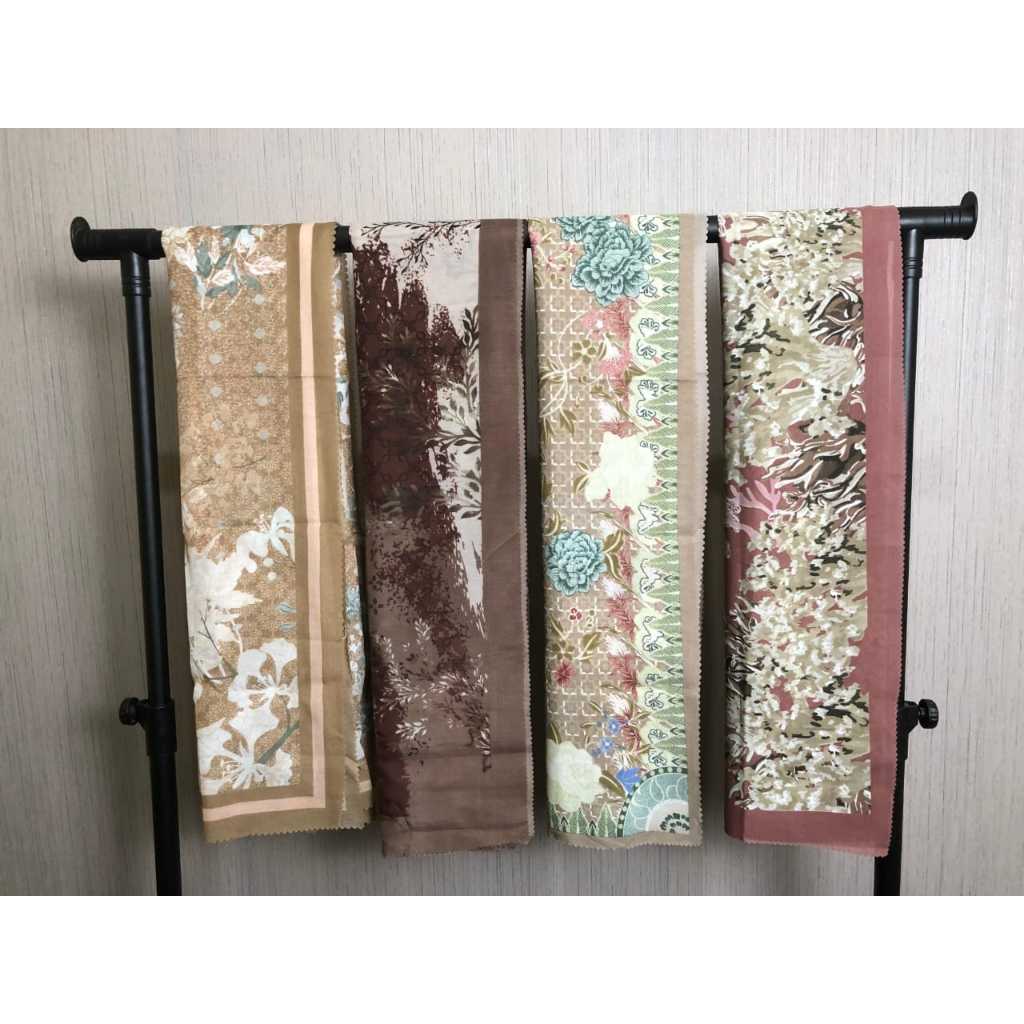 Hijab Segi Empat Motif Voal Syar'i (120x120)