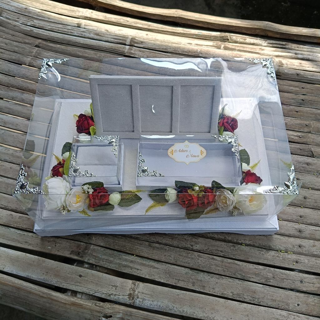 

Box logam mulia, kotak cincin, tempat uang seserahan akad pernikahan model kaki cover mika warna bisa request