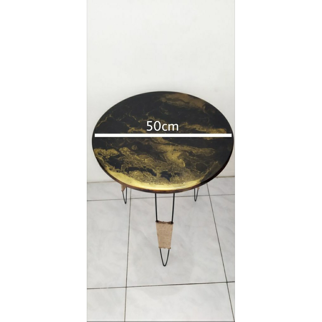 MEJA KAYU RESIN MOTIF BLACK GOLD UNTUK TERAS AESTHETIC