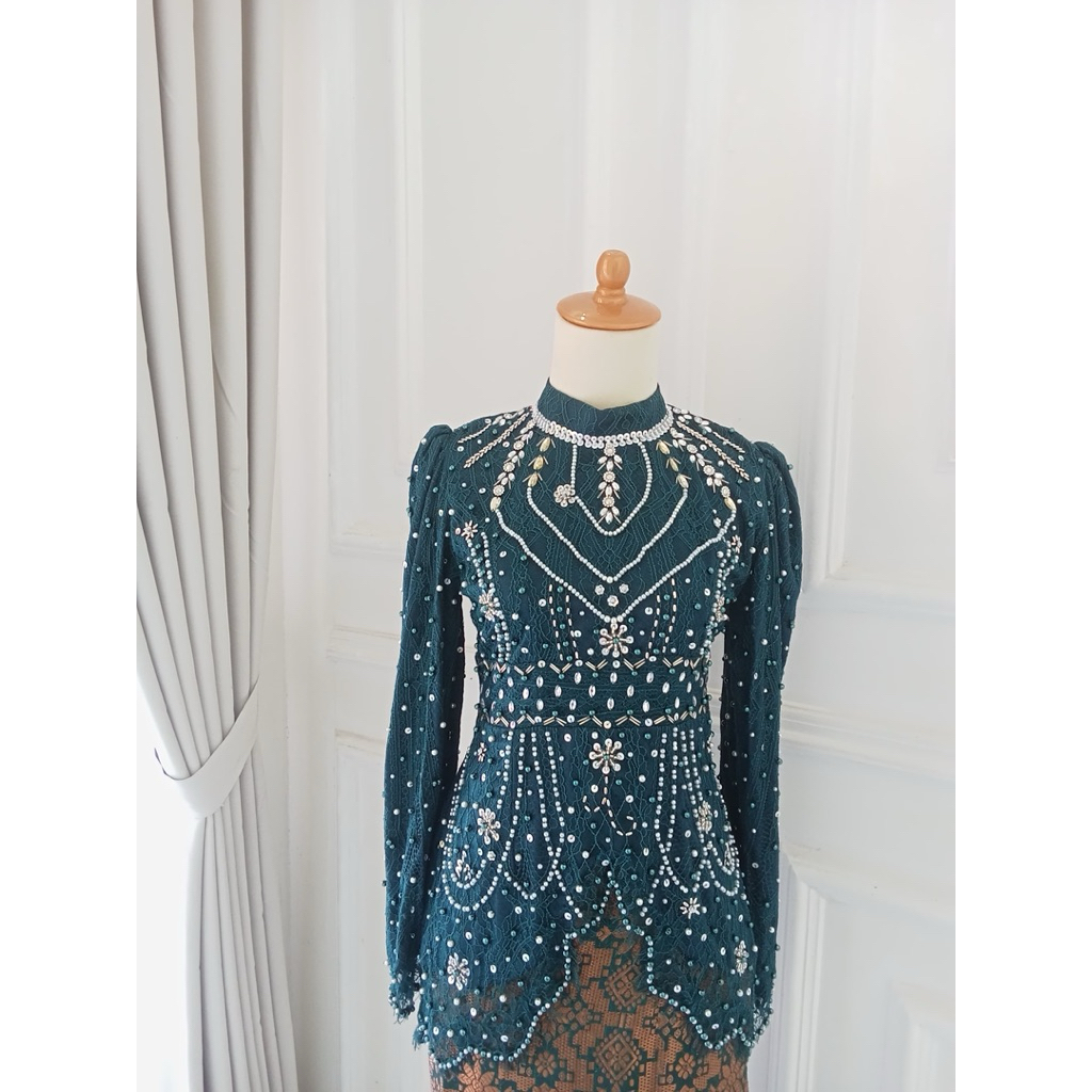 [SEWA] KEBAYA MODERN EMERALD GREEN