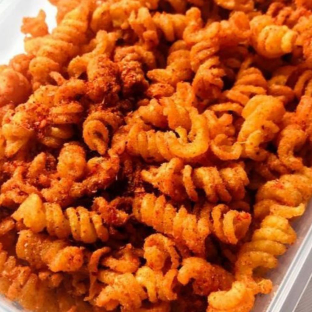 

Makaroni spiral pedas nampol / makaroni pedas / makaroni keriting 1kg