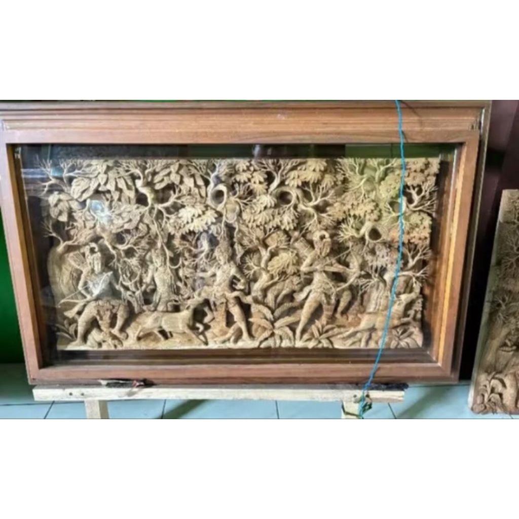 Ukiran Relief Ramayana Kayu Jati