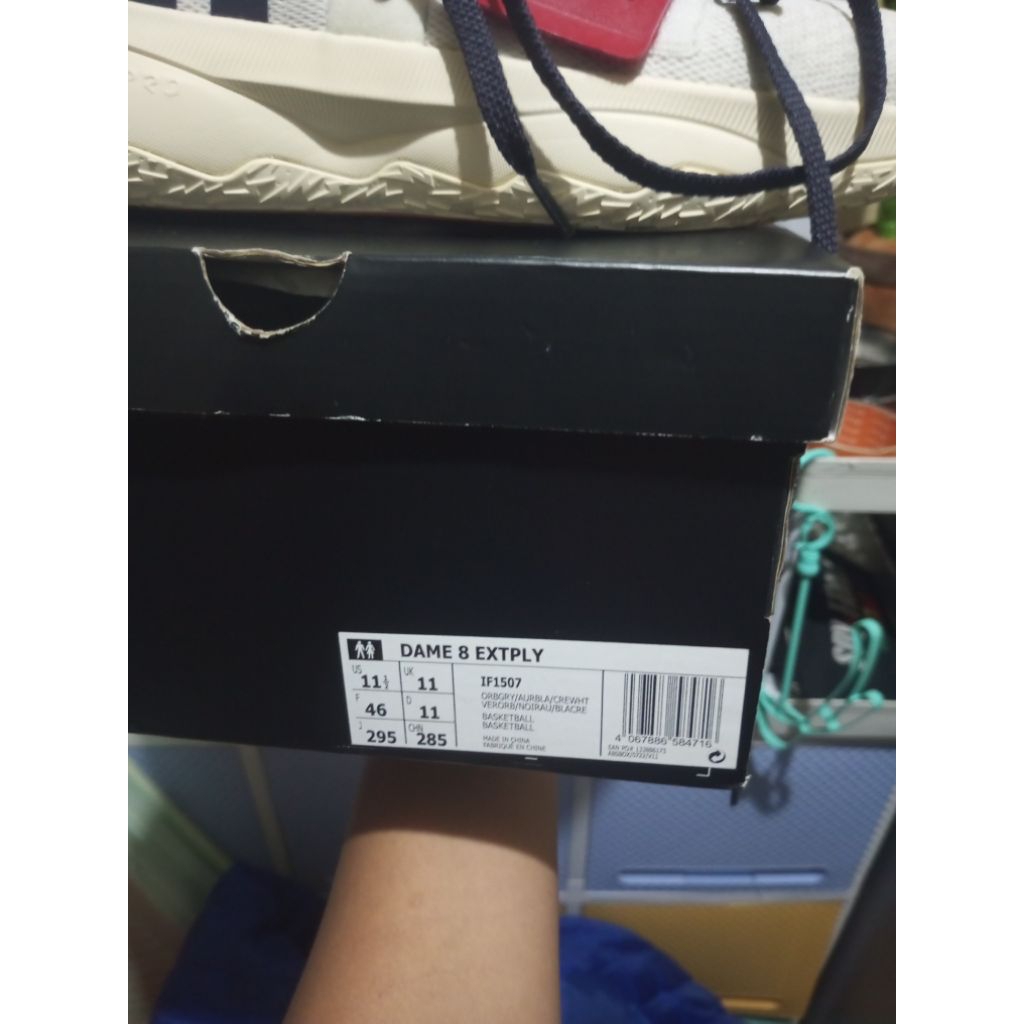 Adidas dame8