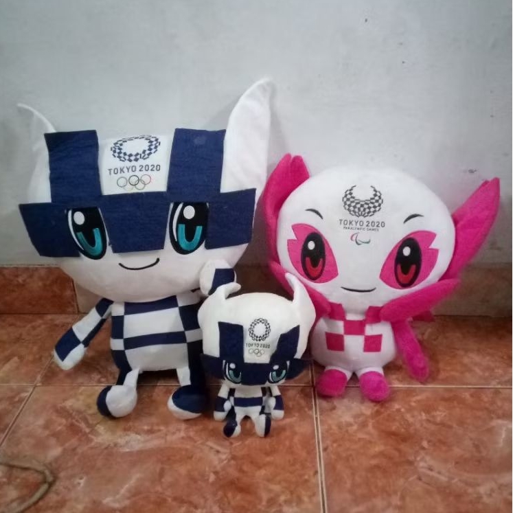 Boneka Maskot Olympic Paralympic Olimpiade Paralimpiade Tokyo 2020