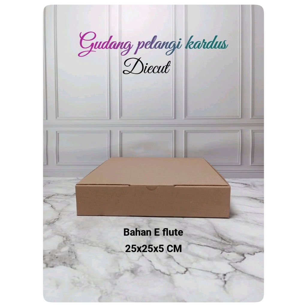 

kardus karton box Uk. 25x25x5 cm...model die cut/pizza