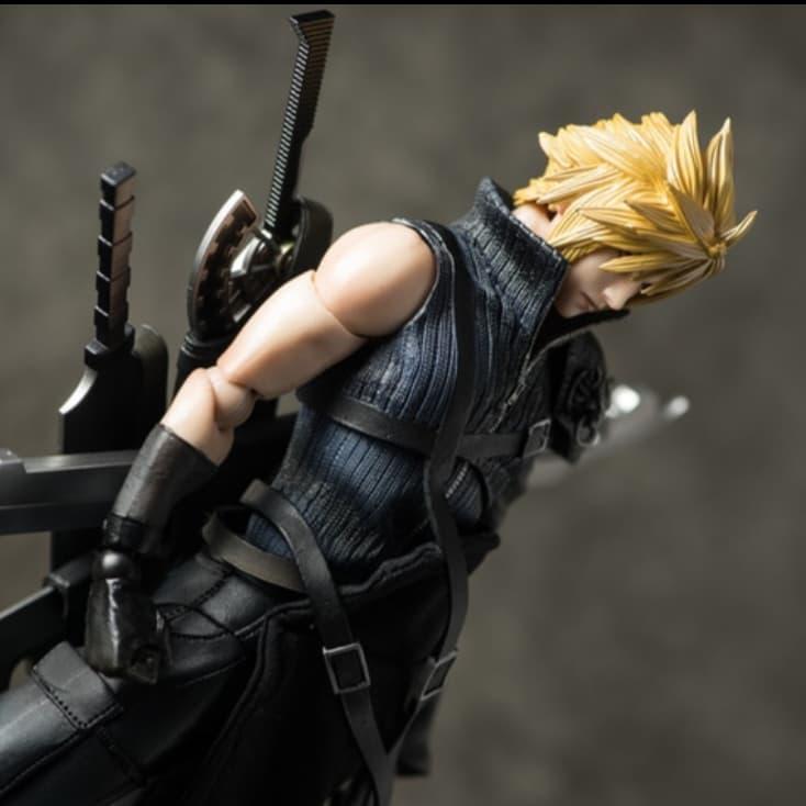 Action Figure"CLOUD STRIFE ORIGINAL" Final Fantasy VII Advent children