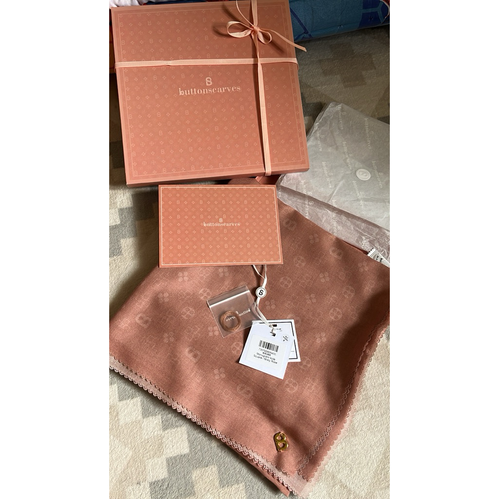 PL jilbab buttonscarves monogram voile square-misty rose