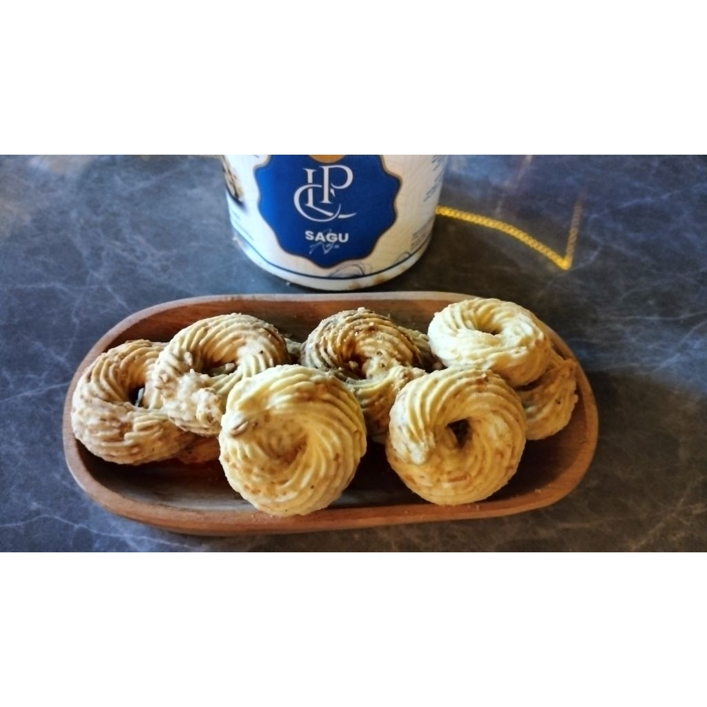 

Sagu Keju Lindy Premium Cookies