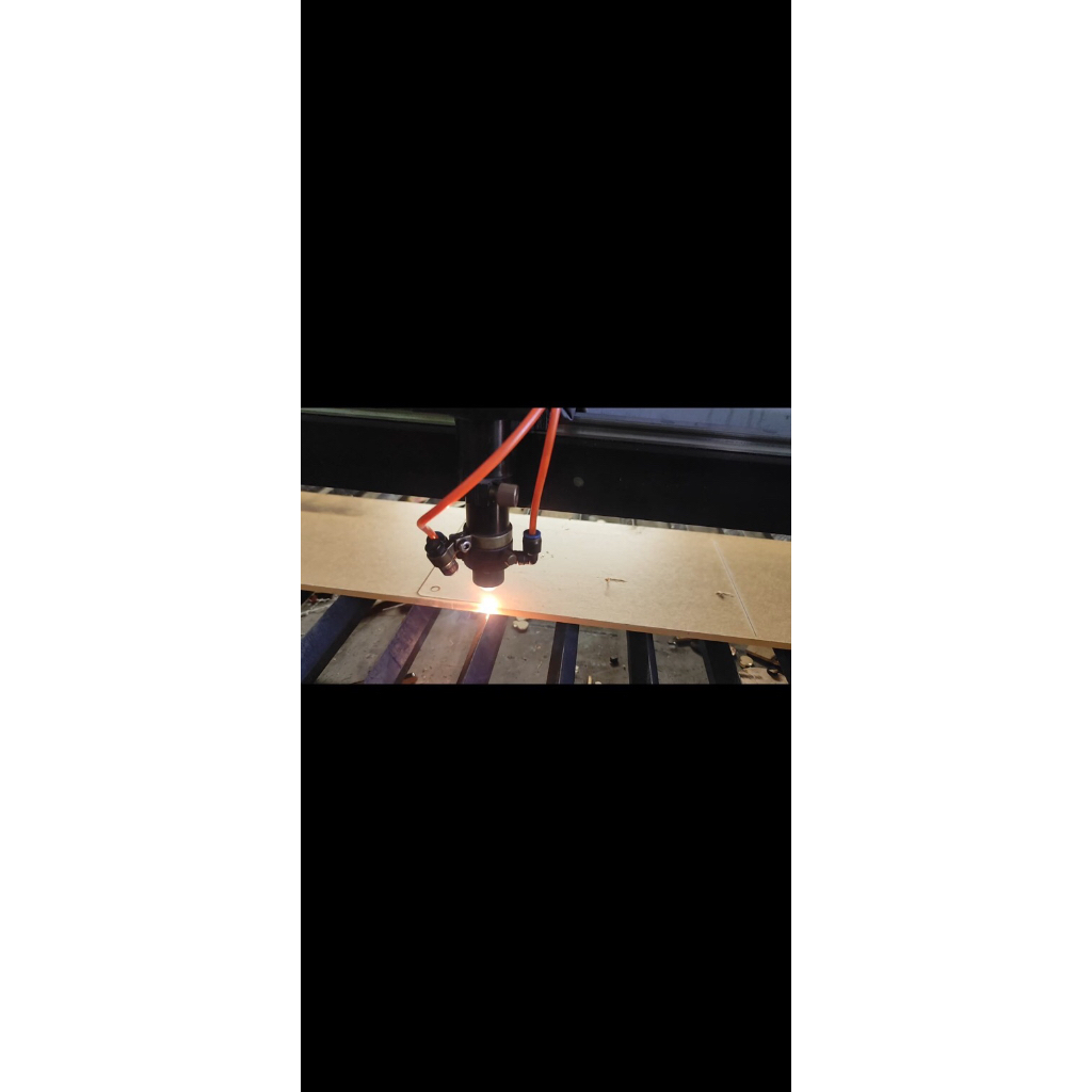 

Akrilik custom ukuran bebas