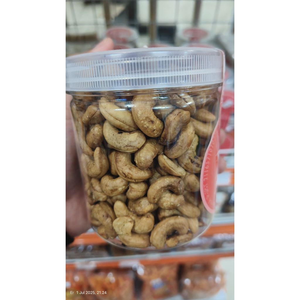 

kacang mete
