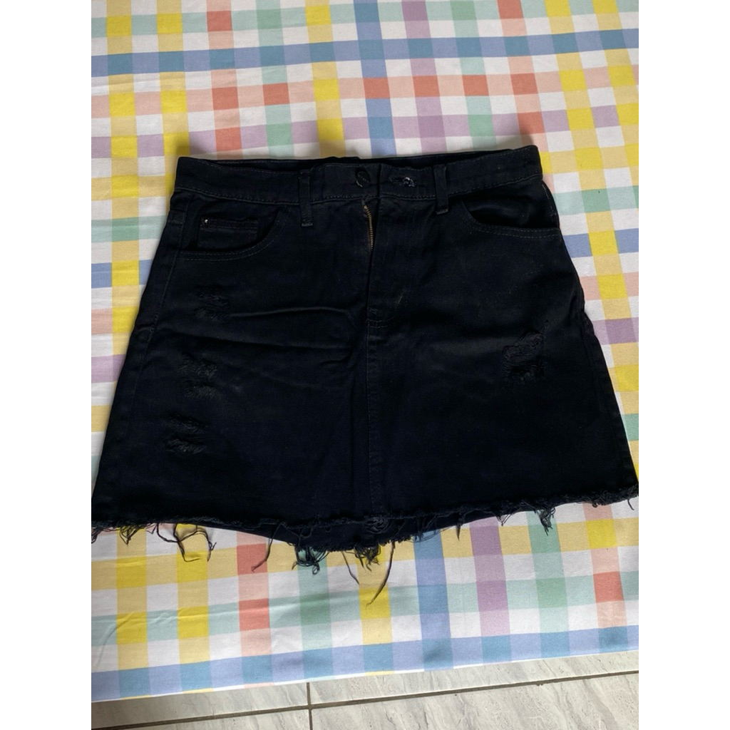 Preloved Rok Denim Hitam