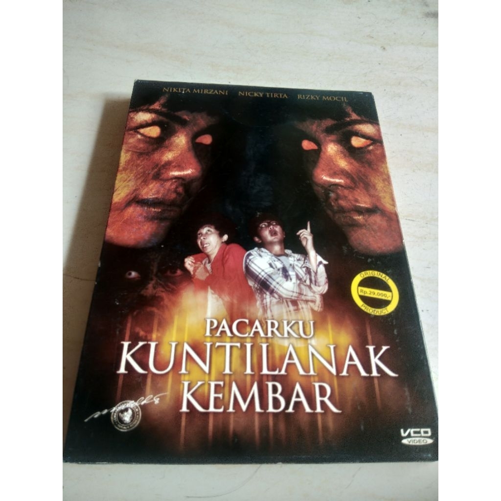 VCD Pacarku Kuntilanak Kembar (2012)