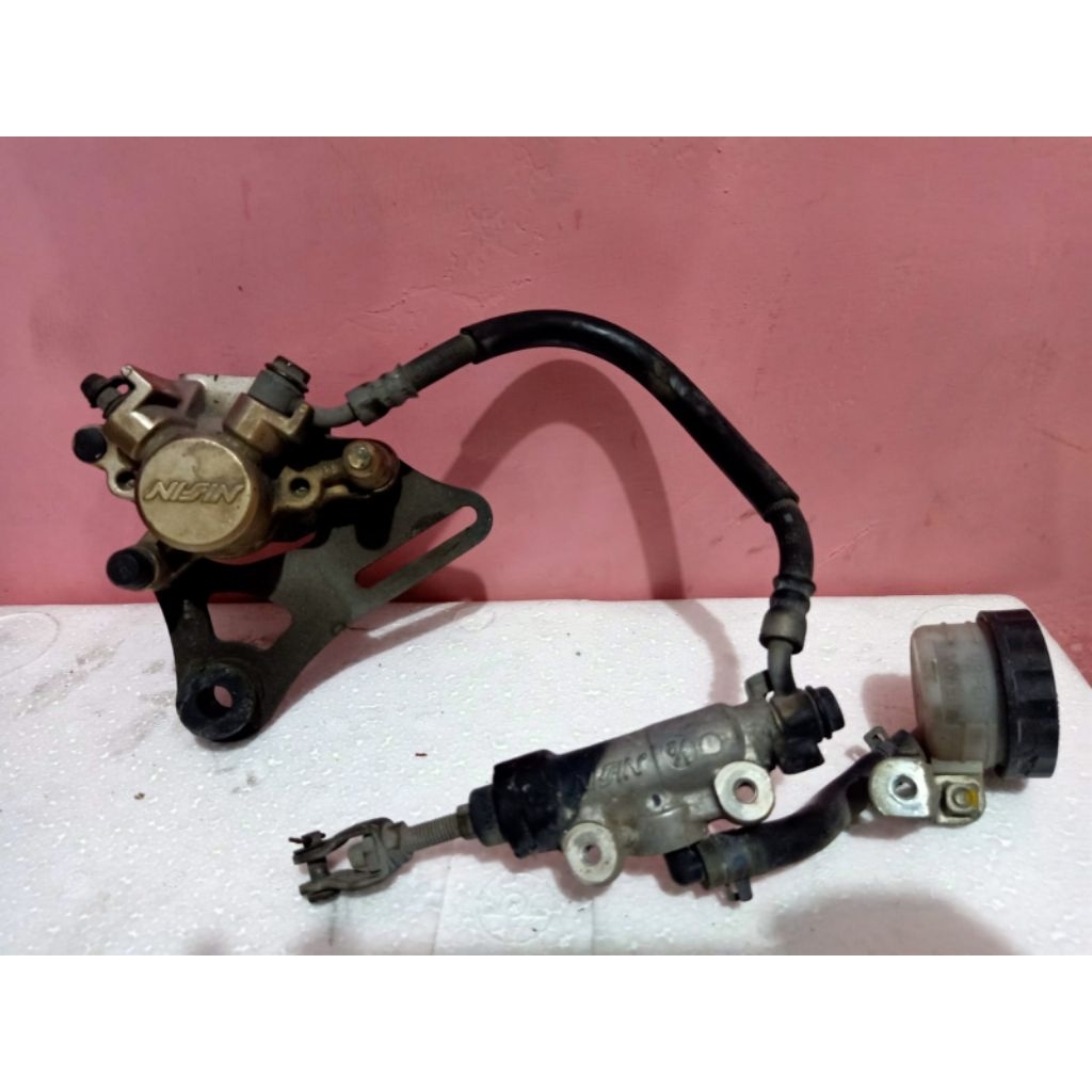 rem belakang set satria fu