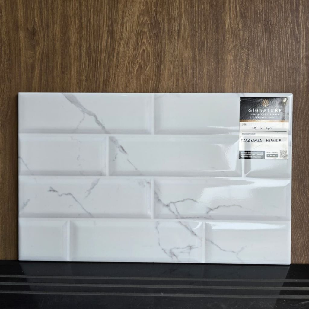 Keramik dinding 25x40 Casanova bianco signature