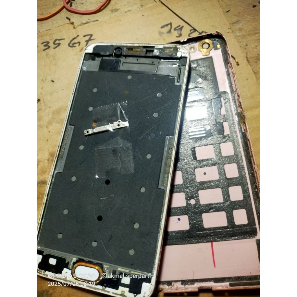 MESIN VIVO V5 RAM 4/64 NORMAL JAYA