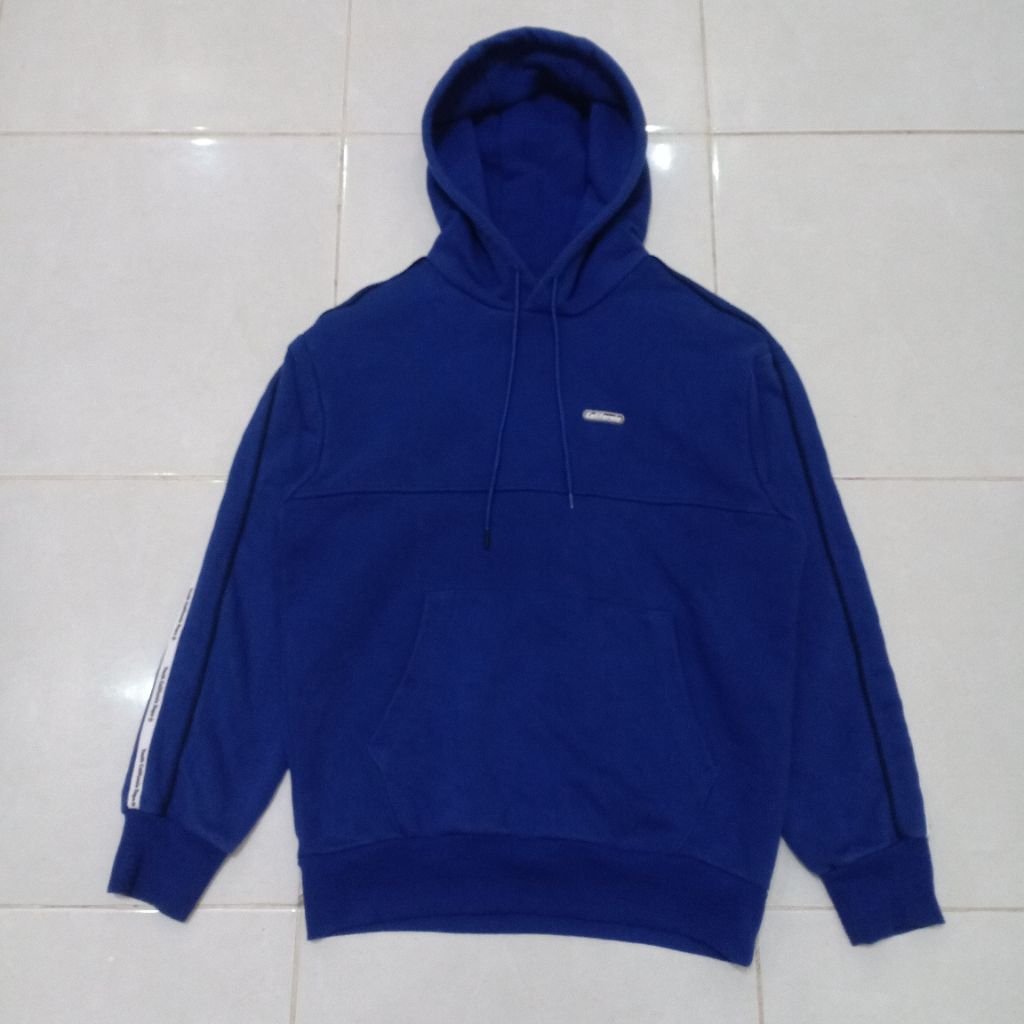 jaket sweater pullover hoodie WHO AU tapped biru size S fit M original murah