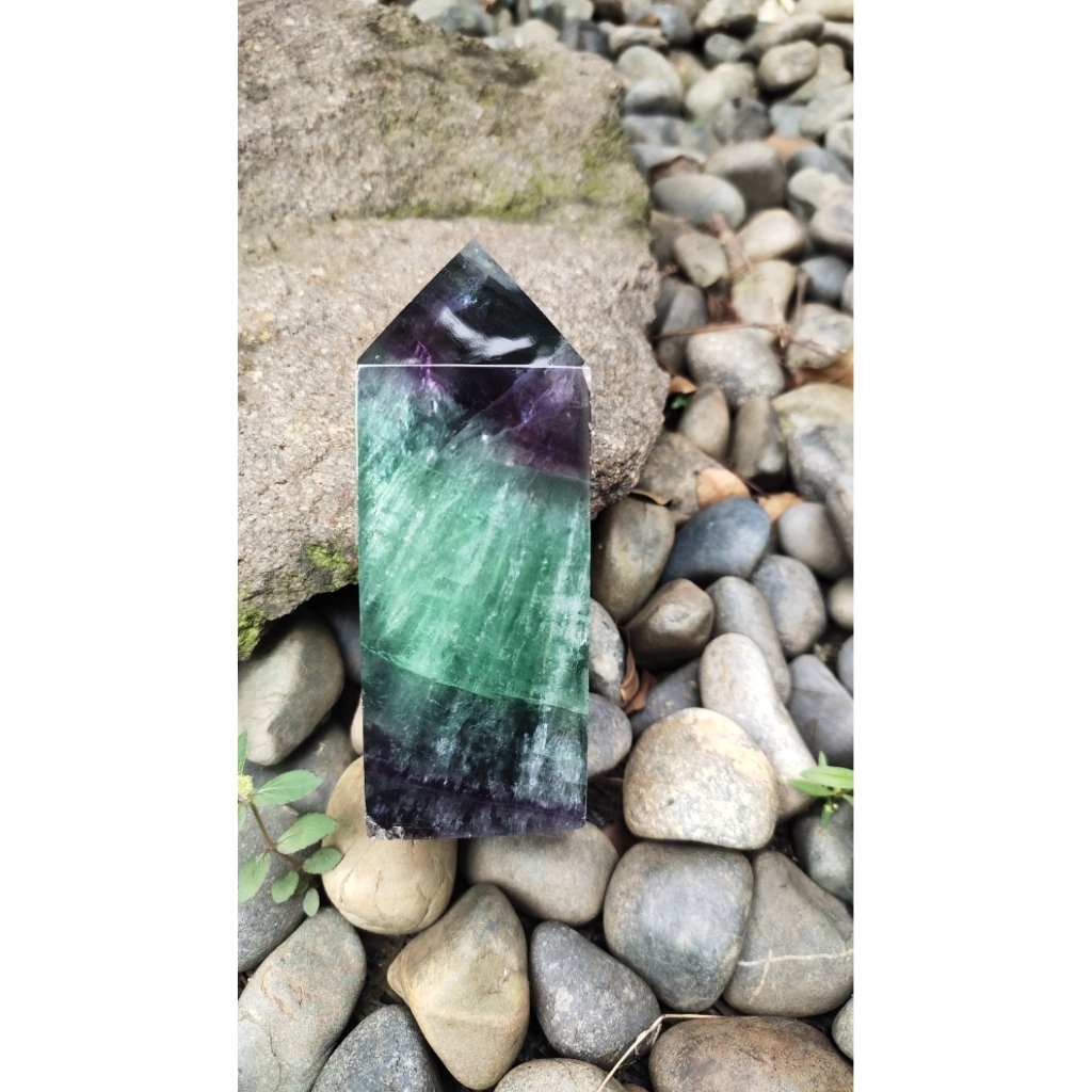 Fluorite Point Warna Hijau dan Ungu Order2025