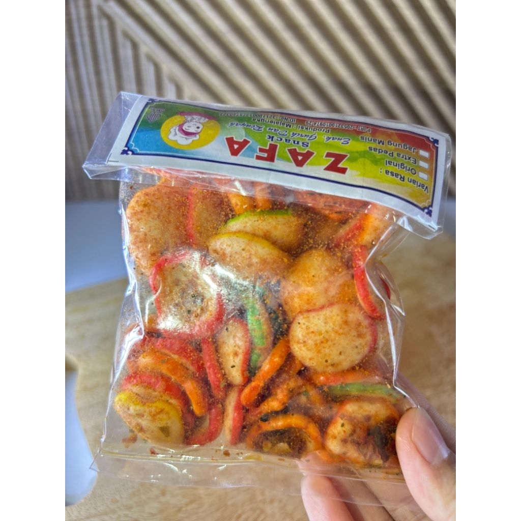 

Krupuk Jablay Pedas Daun Jeruk Isi 5 Pcs 1 Renceng