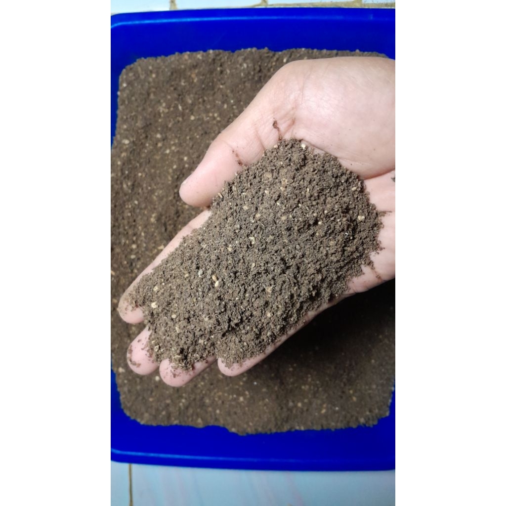 MAHYRAFARM- PUPUK KANDANG FERMENTASI BAHAN KOHE AYAM PETELUR MIX KAMBING