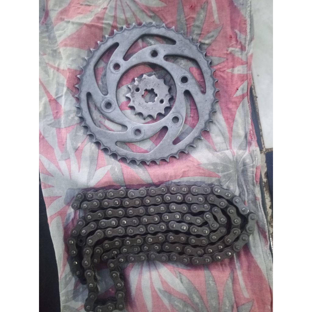 gir set rantai/ gear satu set original Yamaha Jupiter MX king 150