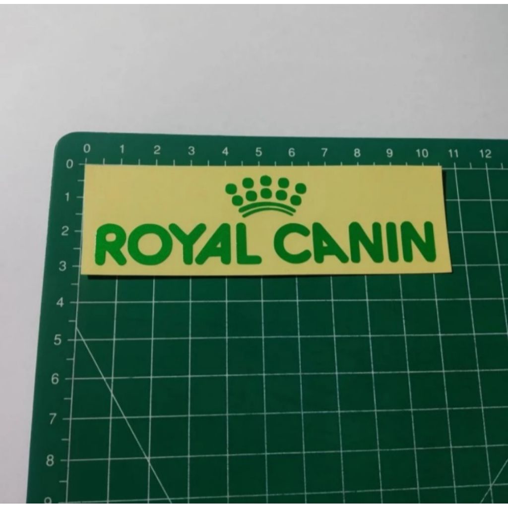 

stiker cutting royal canin