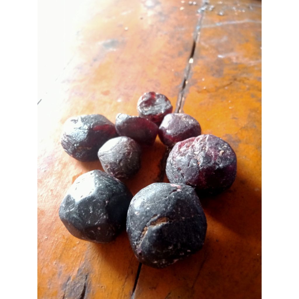 BAHAN NATURAL RED GARNET SRILANGKA