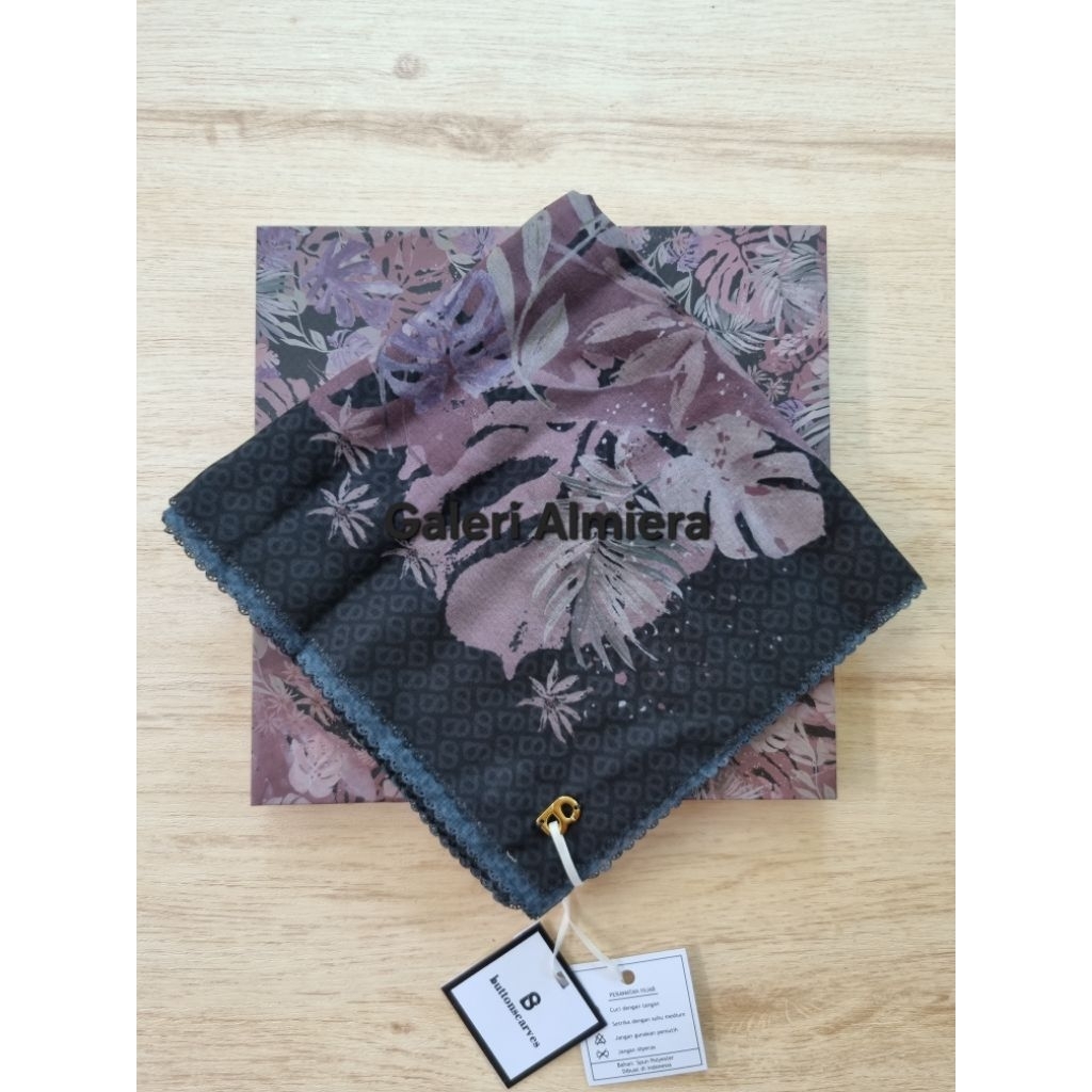 Buttonscarves Tropical Eola Black