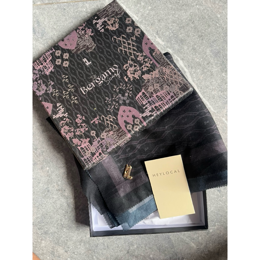 preloved bergamo scarf heylocal