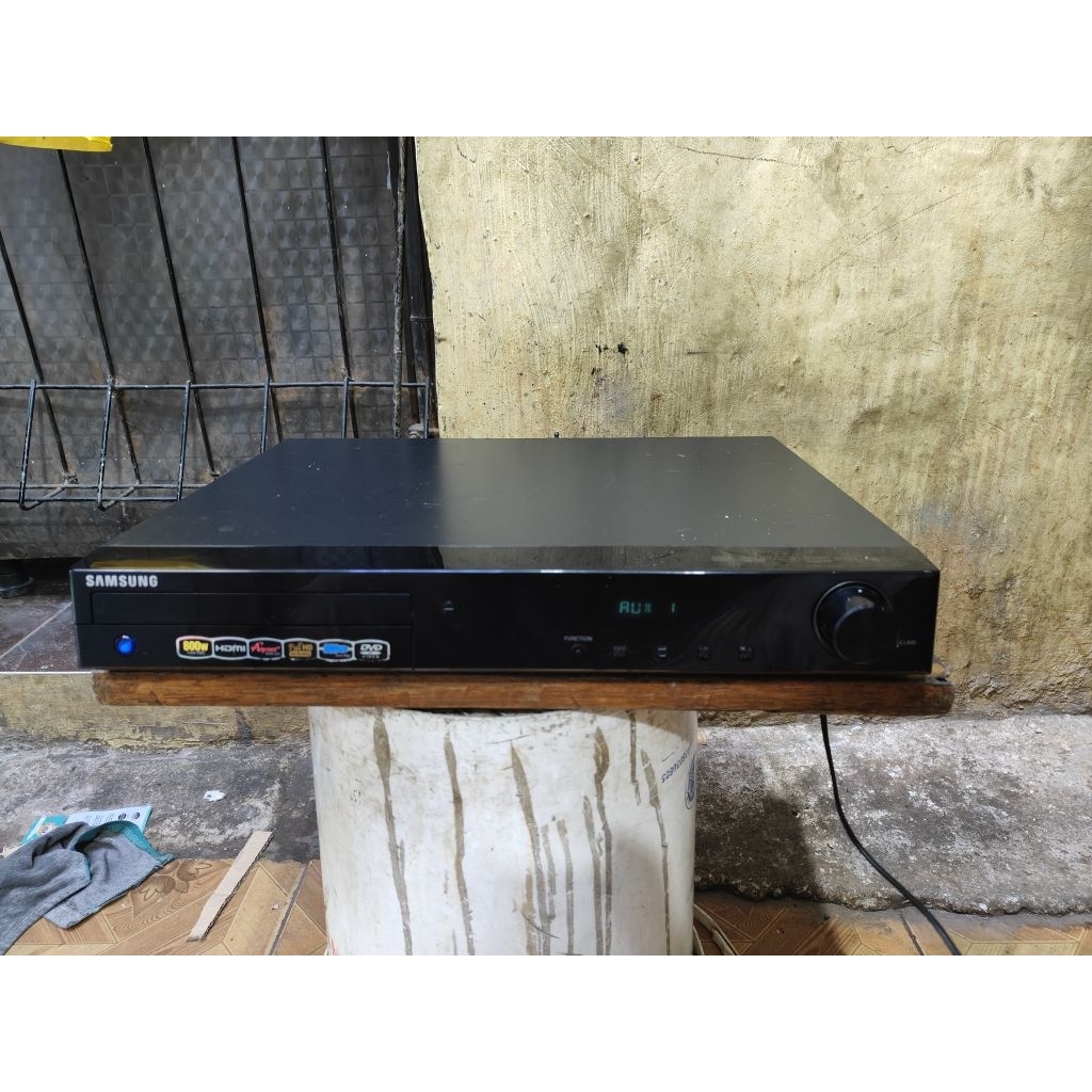 DVD home theater Samsung HT TZ215