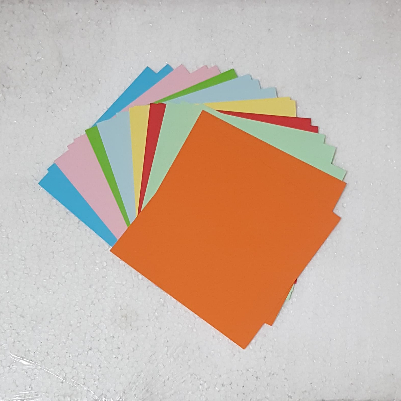 

Kertas Origami 14 x 14 Doble Face