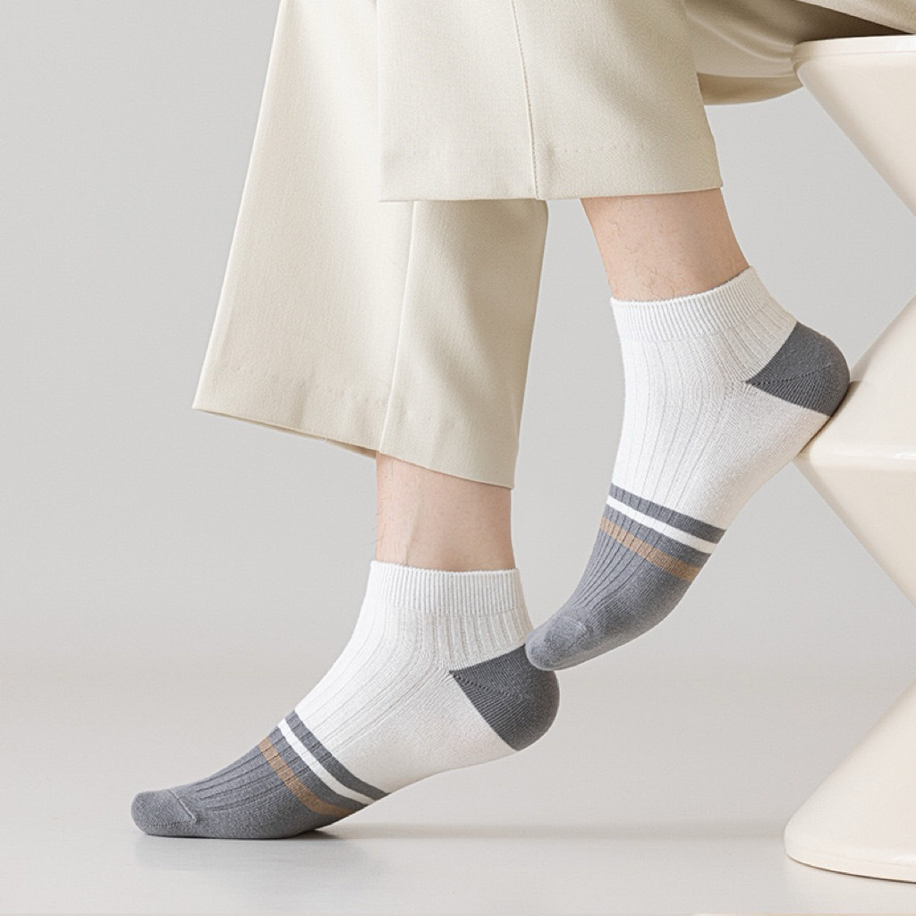 Rhea Skyler Ankle Socks / Kaos Kaki Ankle Wanita Pria/ Kaos Kaki Kekinian/ Kaos Kaki Korea