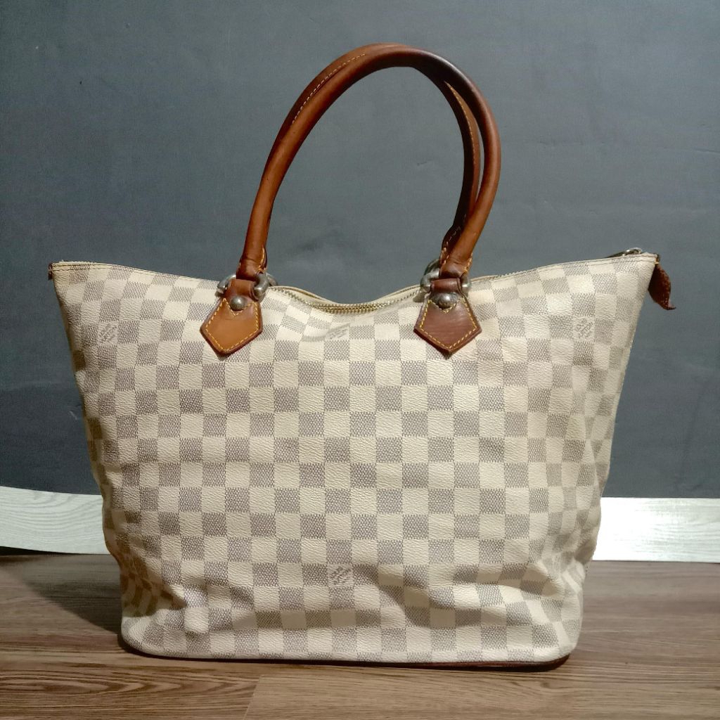 Hand Bag Wanita Lvong Azure Second Branded