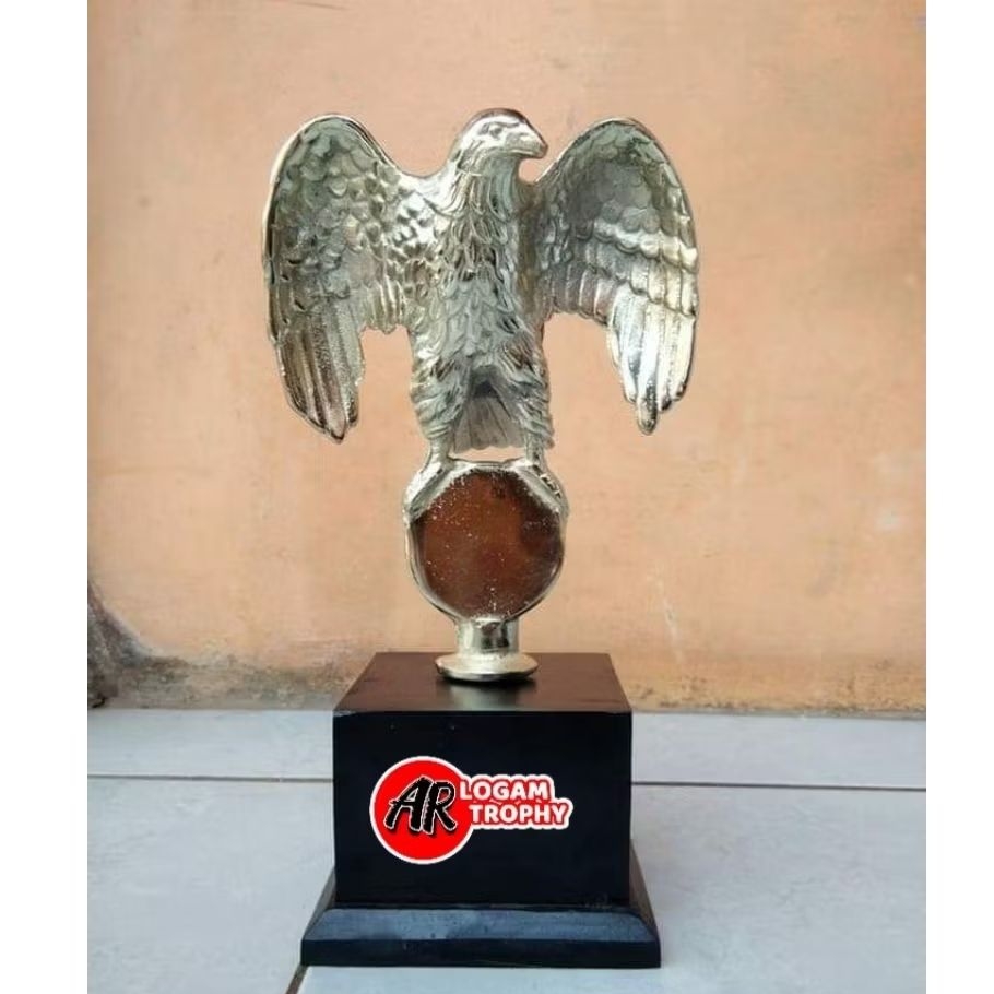 Trophy Murmer Elang logo Las Bahan aluminium cor