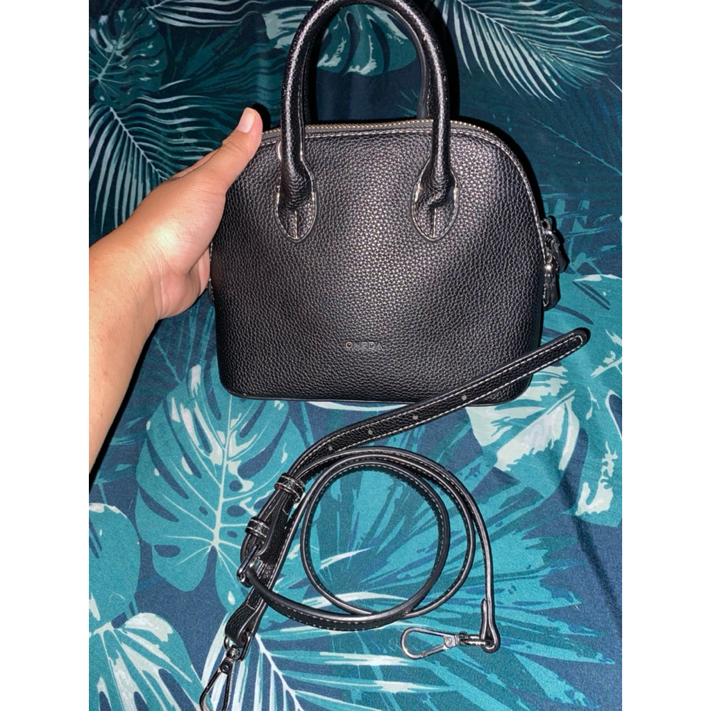 PReloved Oneda bag