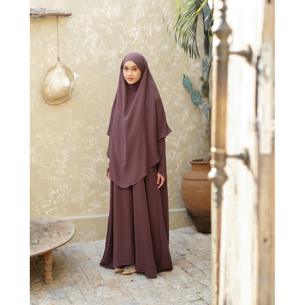 FK Thuba Long Dark Mahogany Aqsamodestwear