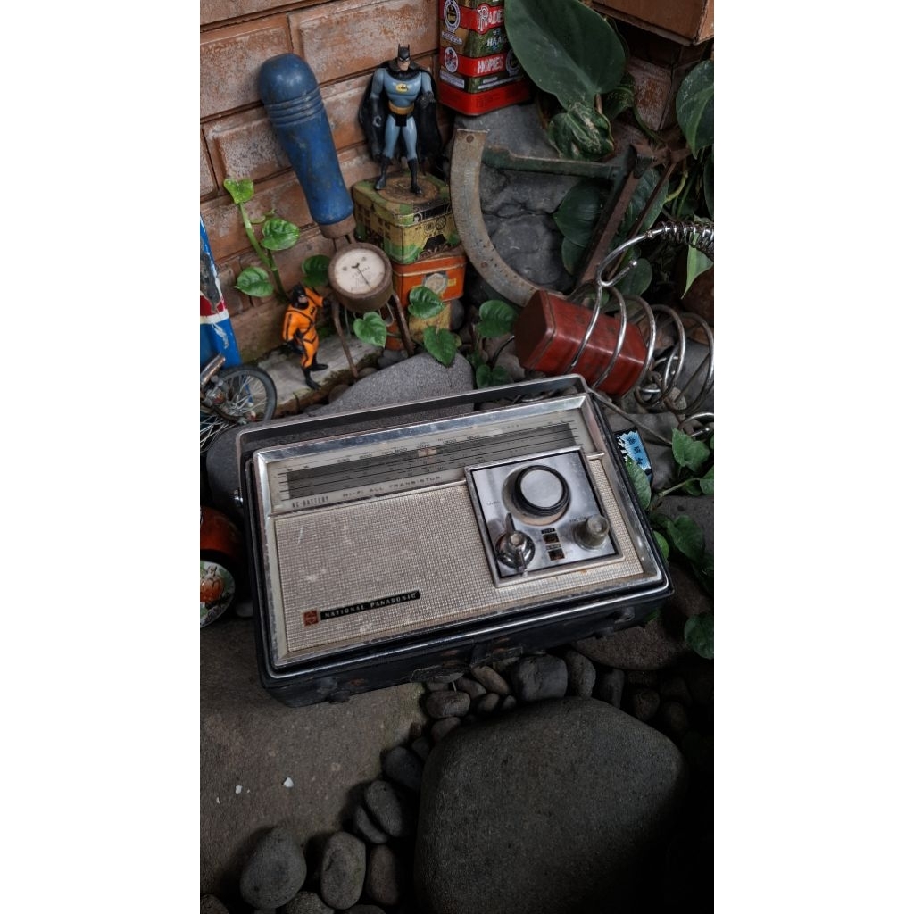 Radio national vintage jadul lawas kuno antik anggap mati display  pajangan 125rb