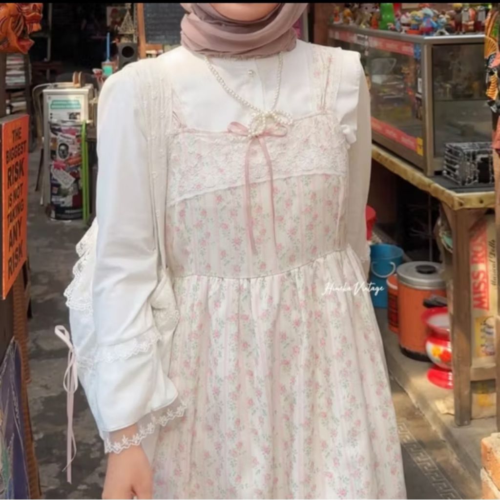 Estella Overall Himeka Vintage Preloved (Overall saja)