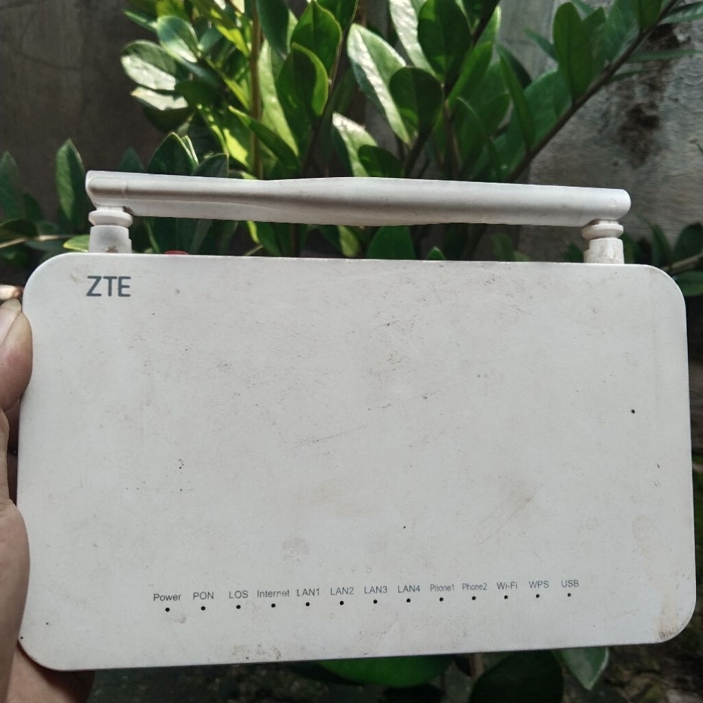 MODEM ROUTER ZTE ZXHN F609