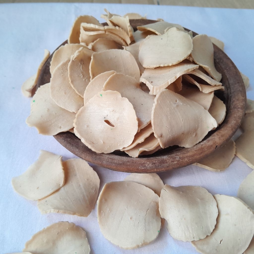 

Krupuk mentah siap goreng varian pentol krupuk utuh, kemasan 1kg gurih renyah