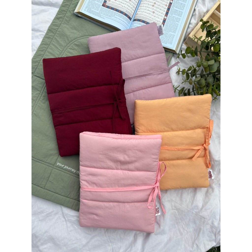 

Cover Sampul Buku Alquran dan Binder A5