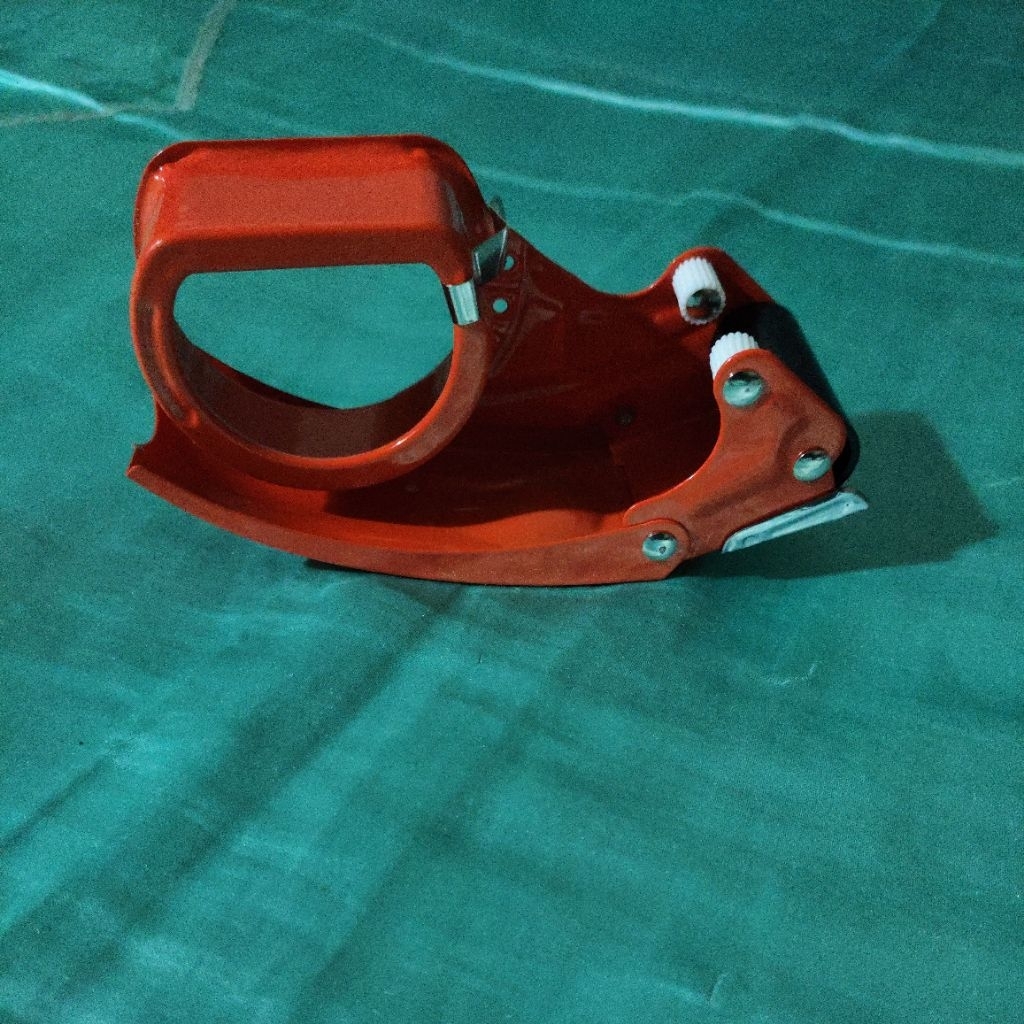 

dispenser tape cuter